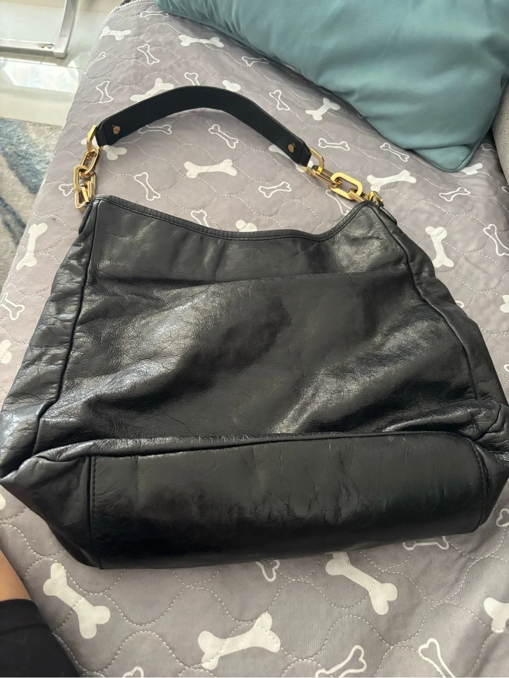 Tory Burch Black Leather Shoulder Bag with Gold Hardware